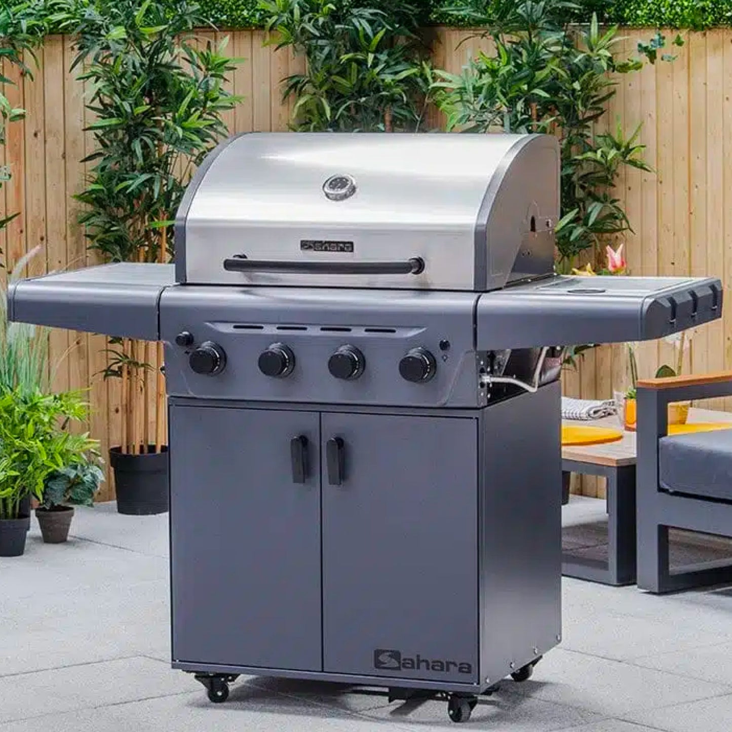 Ex-Display Sahara Performer 4 Burner BBQ