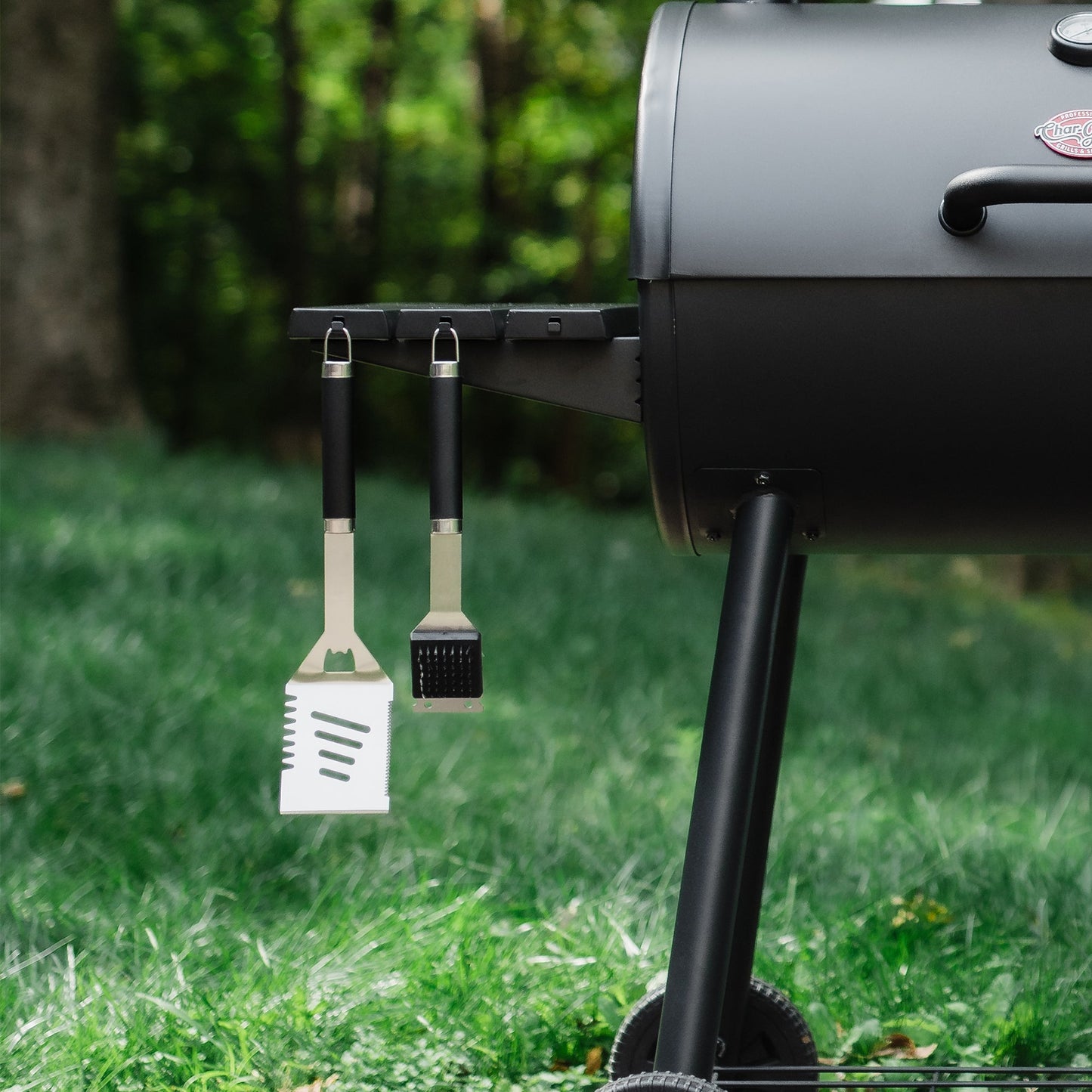 Ex-Display Char-Griller Smokin' Pro™ Barrel Grill and Offset Smoker